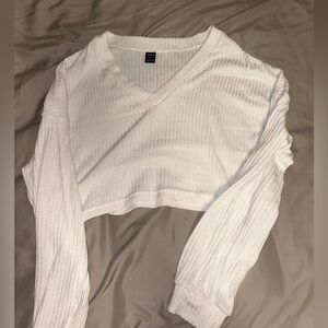 SHEIN Womens Medium cropped v neck long sleeve